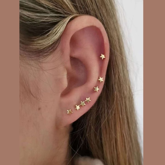 Gold Star Earring Set - Picture 1 of 3